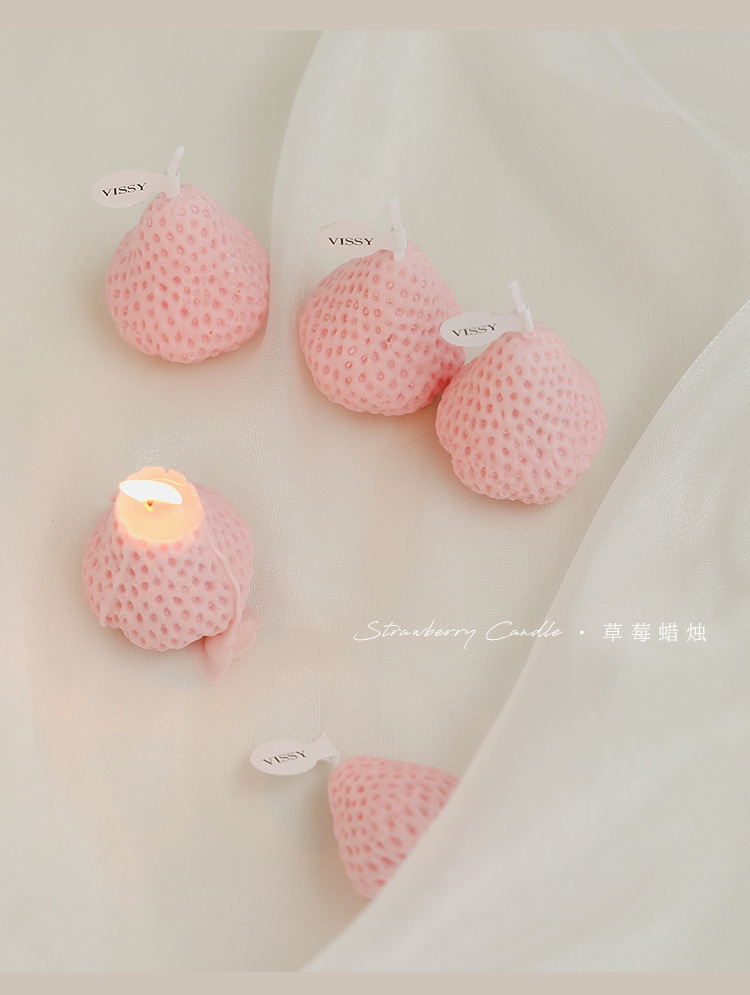 Wholesale of soybean wax scented strawberry candles pic 7