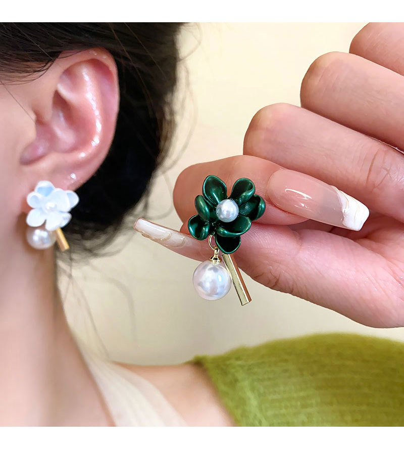 银针不对称栀子花耳环女设计感小众百搭珍珠耳钉冷淡风气质耳饰品详情14