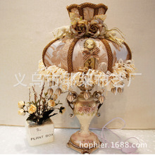 高档精美夏洛特12寸台灯 批发精细做工奢华欧式圆顶树脂底台灯详情3