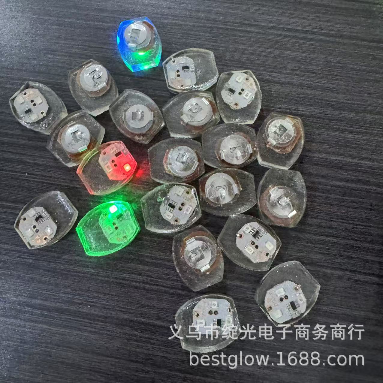 LED红蓝绿鞋灯方灯椭圆灯防水灯震动发光闪灯服装灯机芯电子配件详情13