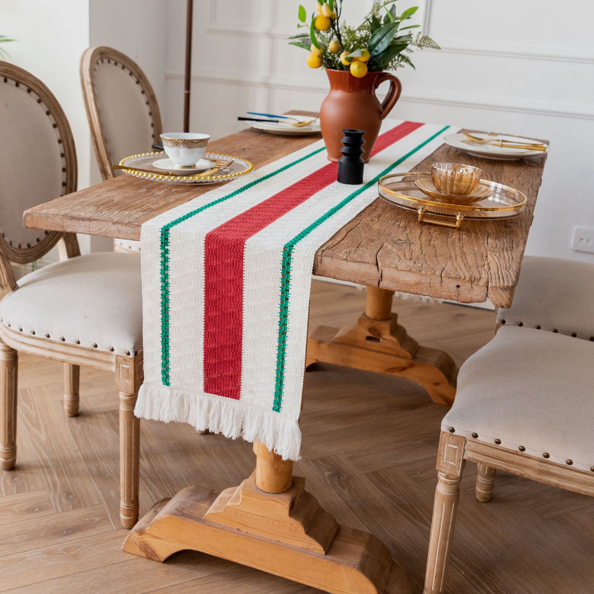 Wholesale of popular cross-border Christmas table flags, American red and green color New Year long tablecloths, entrance hall shoe cabinet decorative tablecloths pic 11