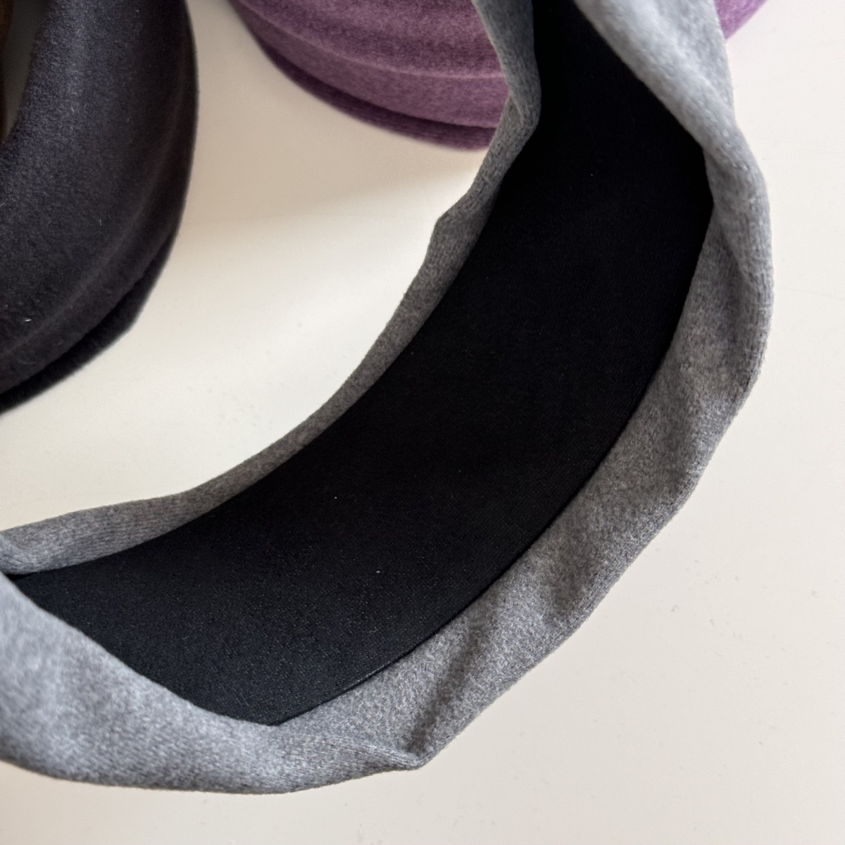 Wide-brimmed solid-color retro hair band, comfortable fabric, fashionable and high-end style, hairpin headband, versatile and elegant, high top hair accessory pic 6