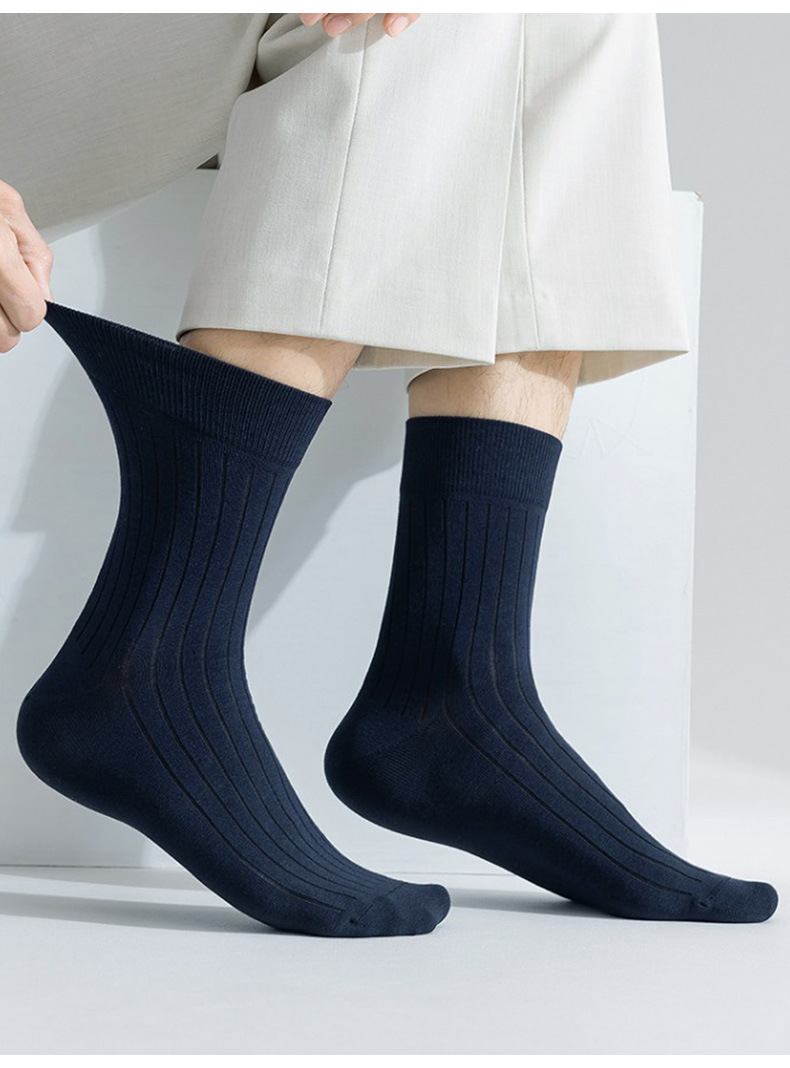 袜子地摊一件代发袜子男春秋中筒袜条纹商务休闲透气吸汗防臭黑白灰纯色棉袜绅士袜一件代发详情4