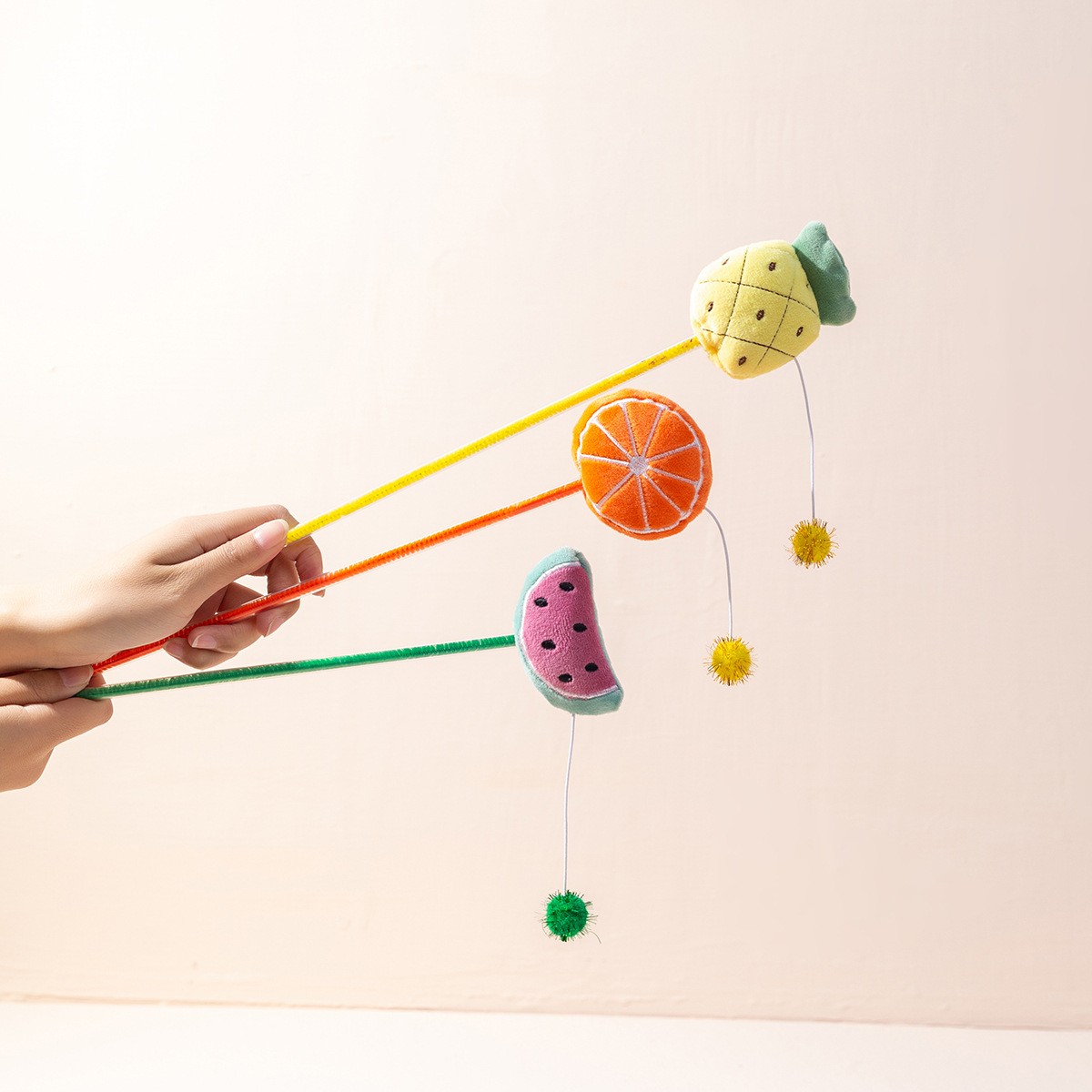 The fruit series cat toy sticks and cat toys contain catnip, an interactive pet product for cats to chew and enjoy themselves pic 35