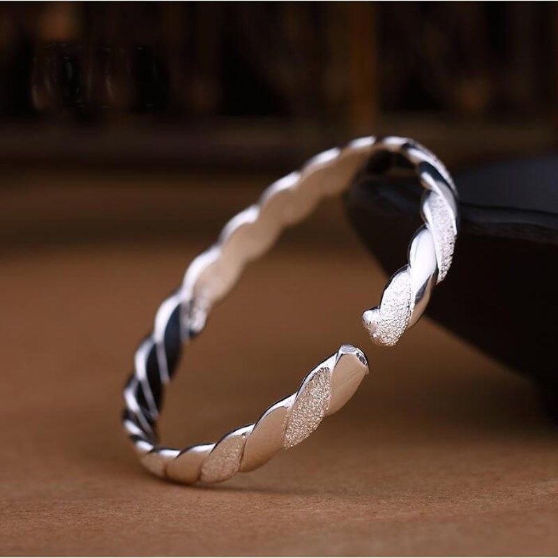 Circular meteor shower silver-plated bracelet, a simple and youthful silver jewelry bracelet with an ins design sense for women, as a gift for your girlfriend pic 36