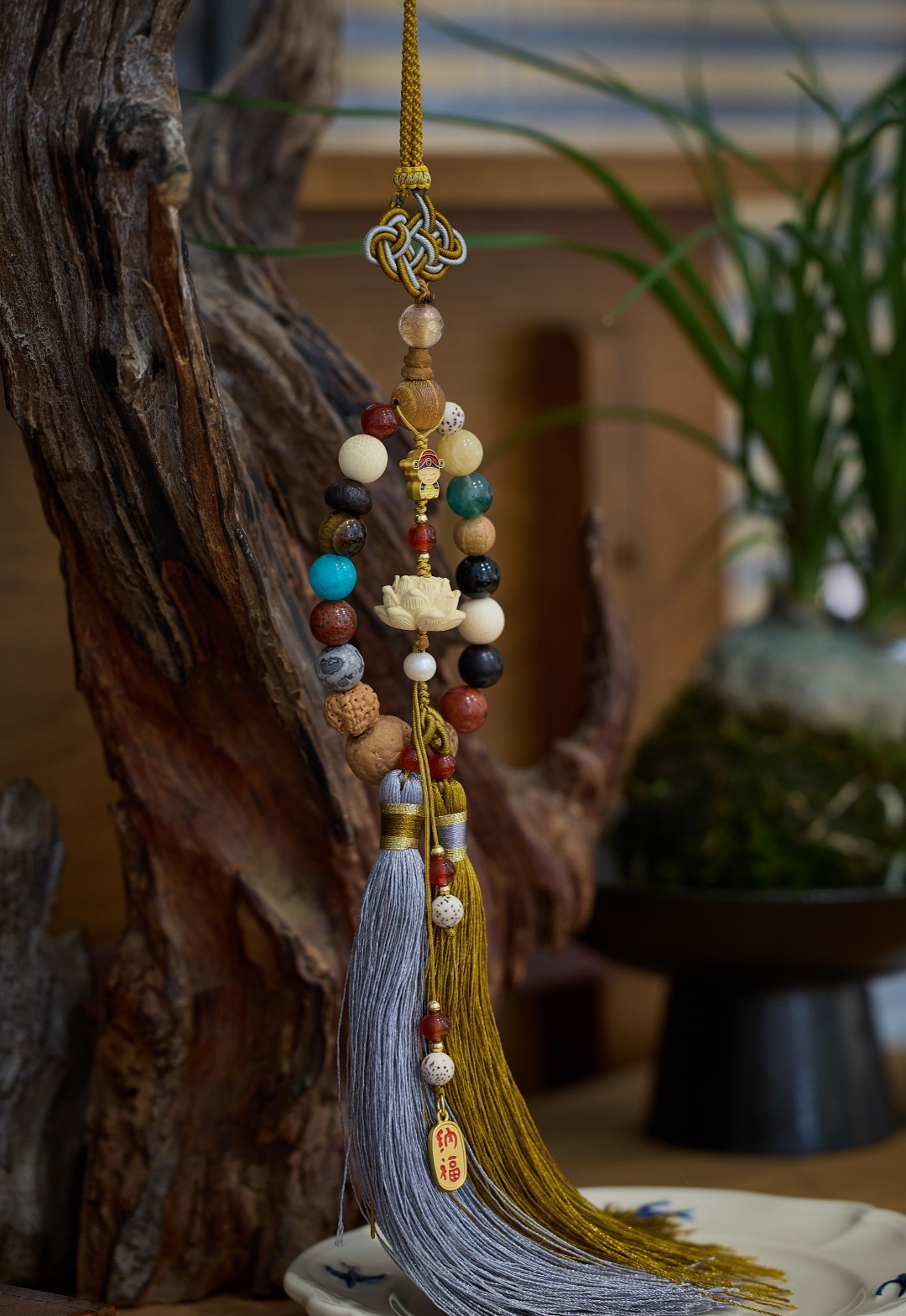 The same style 18-seed multi-treasure lotus tassel Chinese-style pendant as the temple, an 18-seed car decoration for good fortune, peace and blessings pic 4