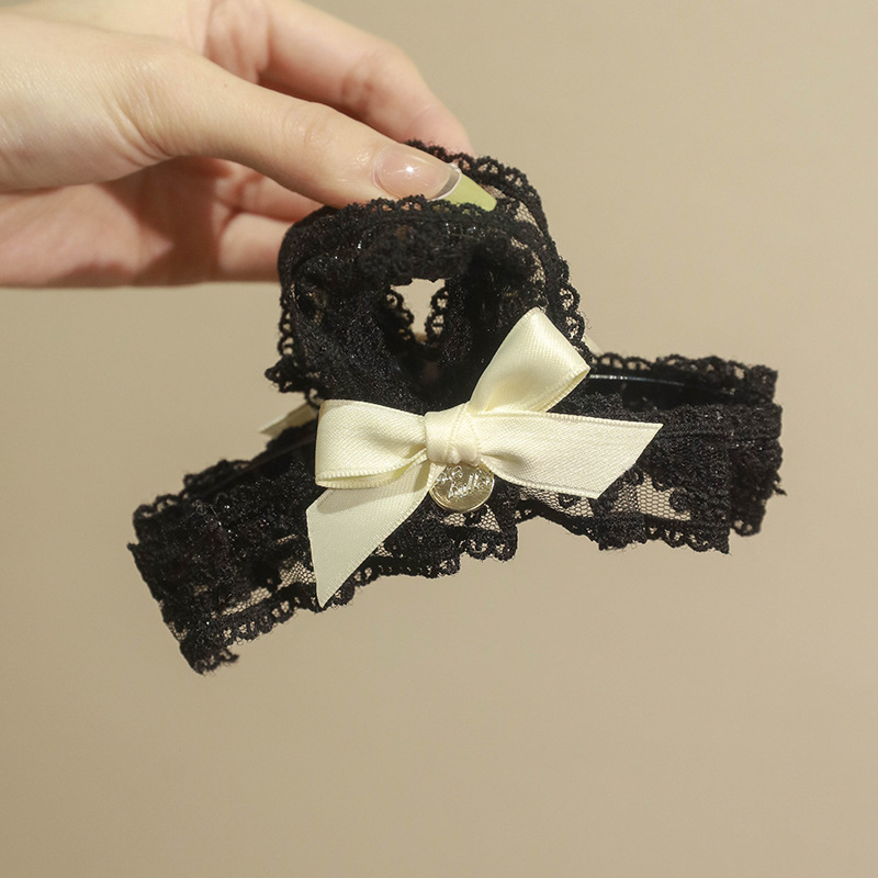 New exquisite lace bow clip, high-end large hairpin, elegant shark clip headwear for women at the back of the head pic 8