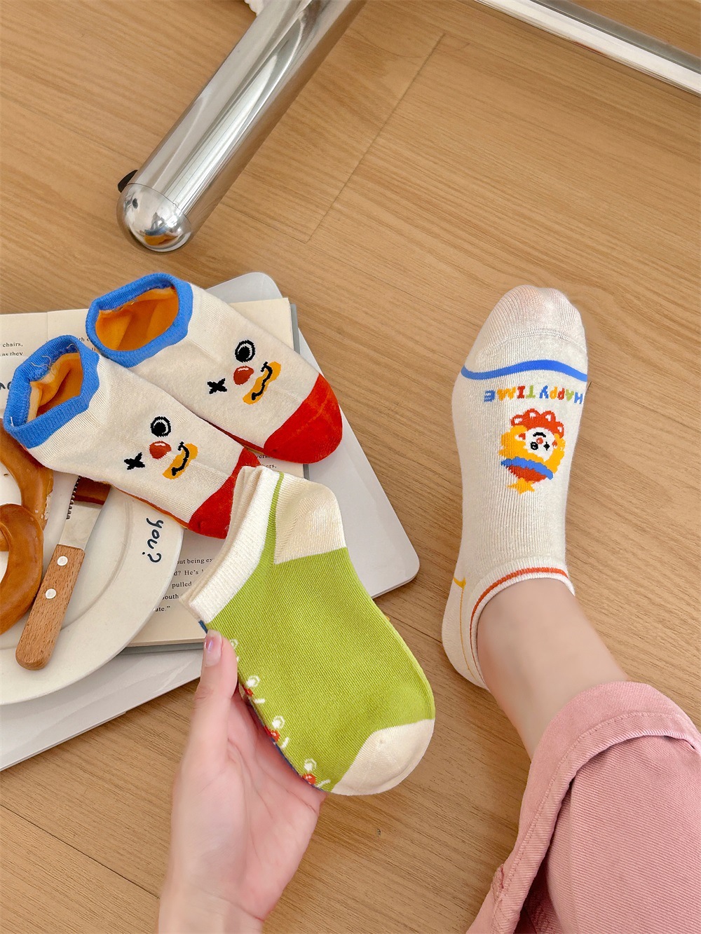 Quirky clown boat socks for women spring and summer, thin, low-top, shallow-mouth short socks, cotton boneless socks, wholesale of Zhuji socks pic 16