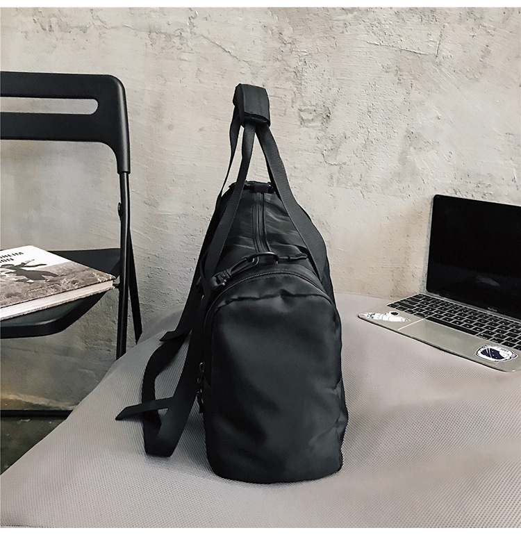 手提短途旅行包女潮牌时尚休闲斜挎包干湿分离运动大容量健身包男详情23