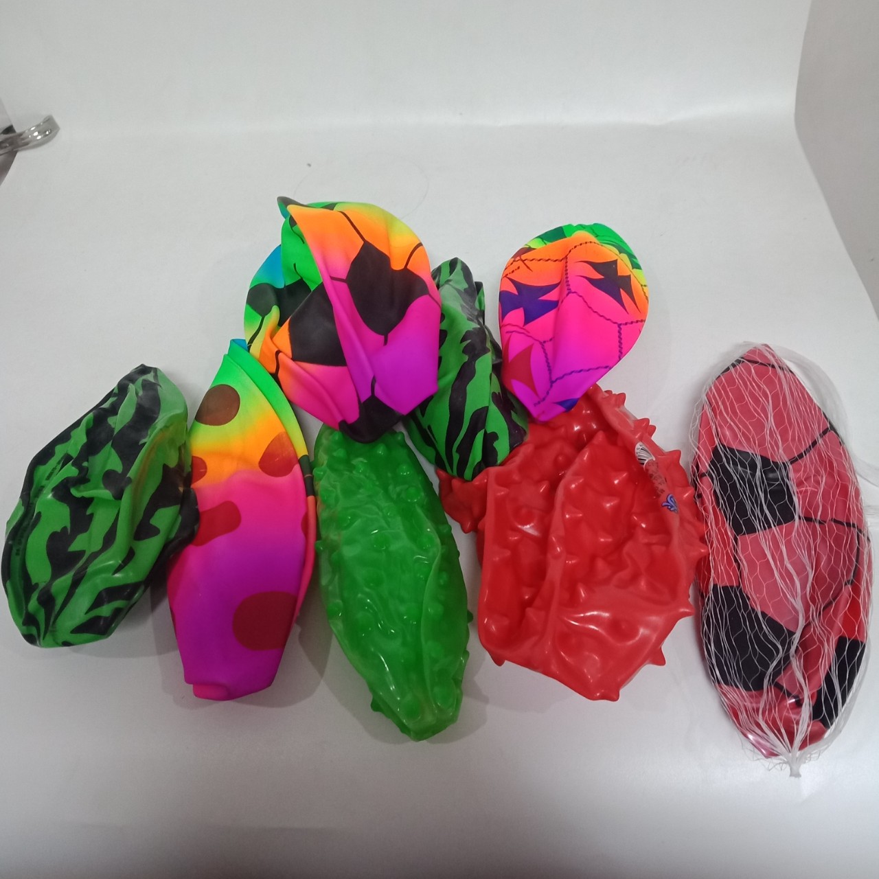 批发儿童运动充气玩具皮球西瓜球按摩球手柄球笑脸球气筒多款多规详情9