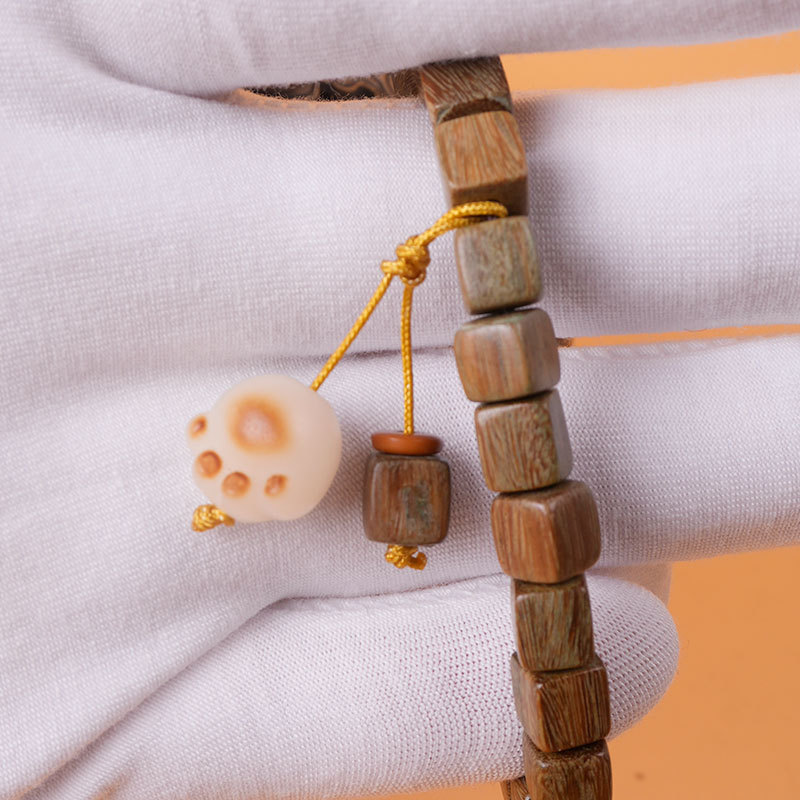 New cat paw lion dance green sandalwood square hanging charcoal burnt cat claw bracelet for women diy accessories simple cube sugar cultural play bracelet for men pic 6
