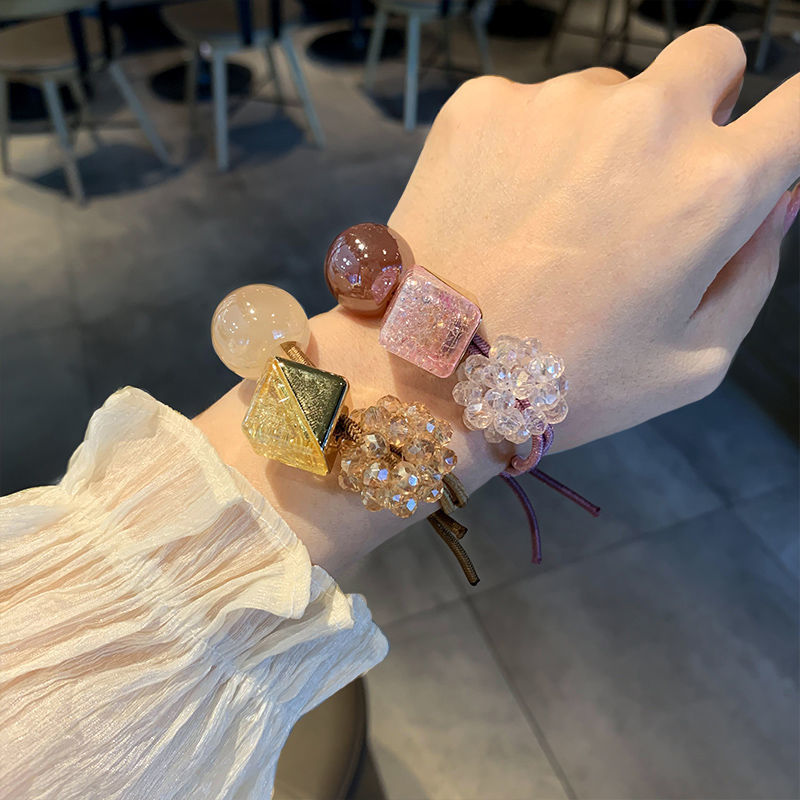 The new Korean version of the stylish and elegant hair tie for women, the bun hairstyle, the popular ponytail, and the simple square hair band for a good woman pic 8