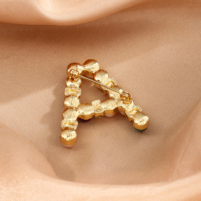 新款同款山茶花胸针字母防走光五角星胸花蜜别针配饰批发详情20