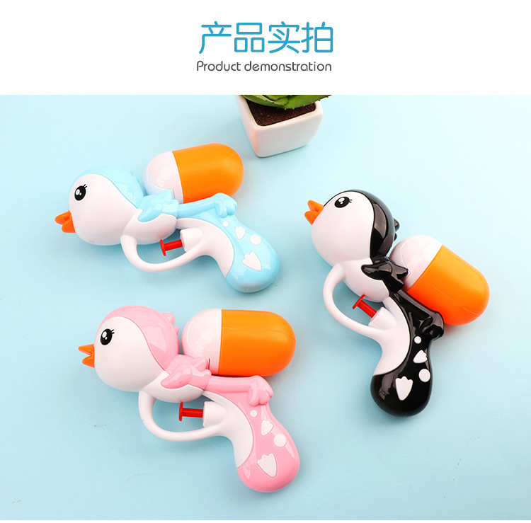 企鹅水枪玩具小孩宝宝夏天戏水喷水亲子打水仗沙滩儿童卡通呲水枪详情14