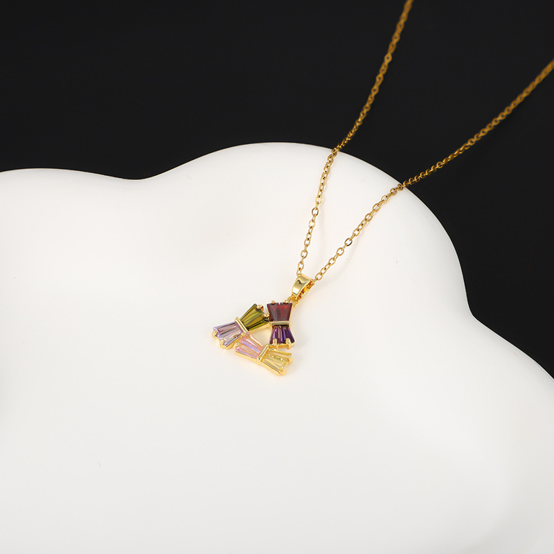 Colorful diamond pendant, flower titanium steel zircon necklace, short floral collarbone chain with a cold female personality pic 7