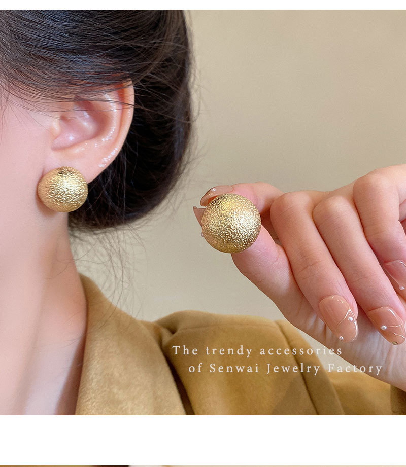Retro Hong Kong-style golden texture ball earrings, simple and niche, versatile bestseller stud earrings, high-end and elegant earrings for women pic 23