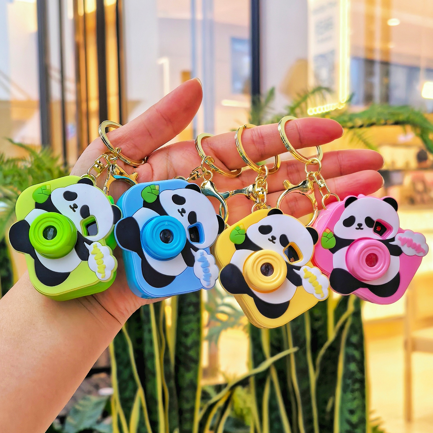 卡通熊猫相机钥匙扣迷你投影机创意小礼品学生包包挂件小礼品批发详情1