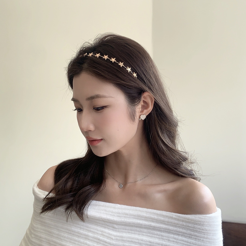 A light luxury and high-end satin fine-edge sponge hairband for women, a solid color high headband for the top of the head, a new trendy style in 2023 pic 3