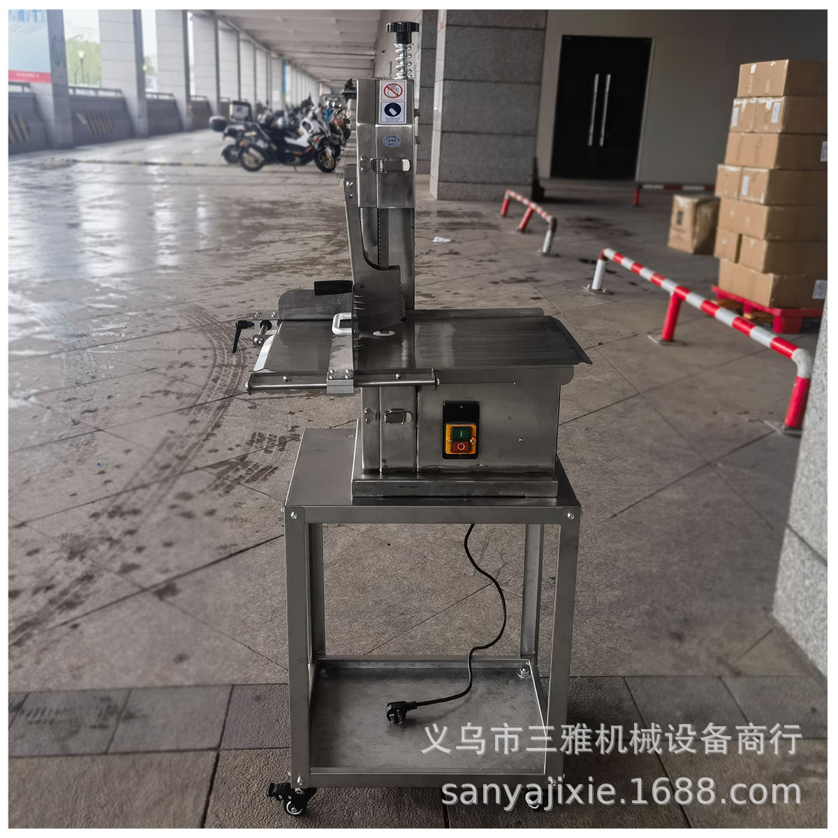 The 120-type commercial electric bone sawing machine for foreign trade, the rapid frozen meat and fish cutting machine, and the foreign trade waterproof stainless steel high-speed meat cutting machine are processing equipment for food factories pic 9