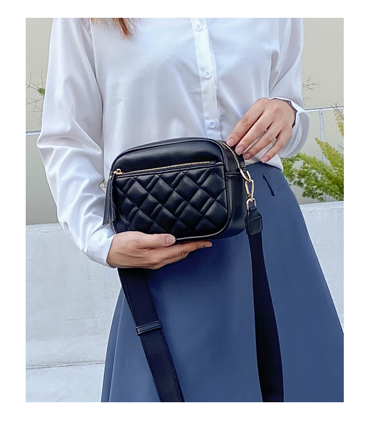 潮流包包女包2023新款跨境外贸大容量斜挎小包女士单肩菱格小方包详情15