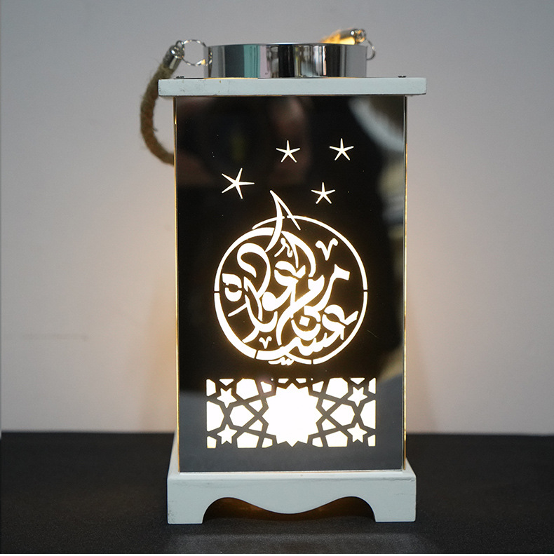 The new Ramadan led lanterns for Muslim decoration and the Eid al-Fitr festival are selling well pic 17