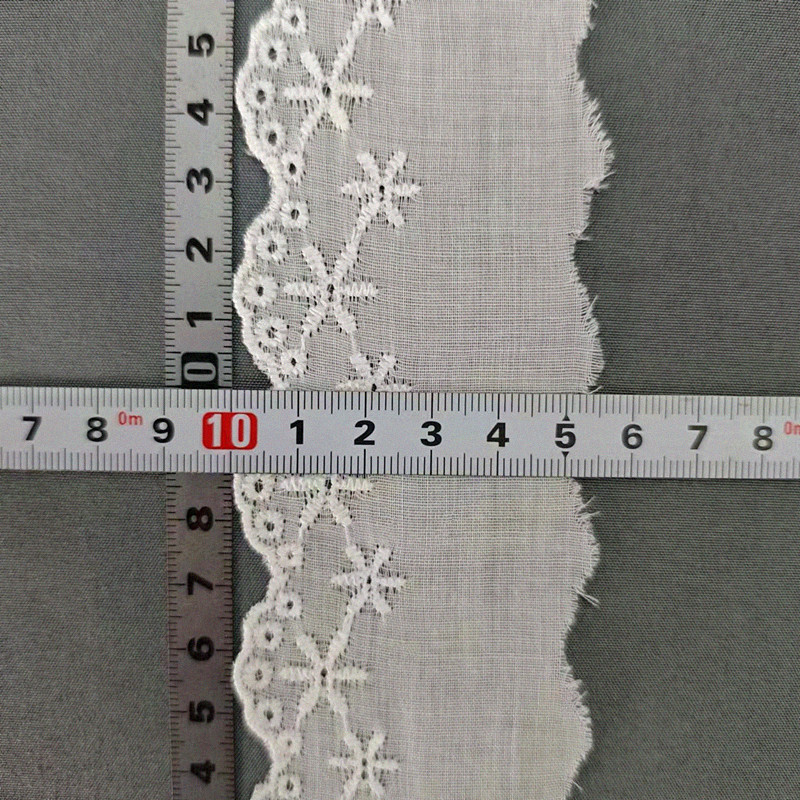 Wholesale of cotton embroidered lace, hollowed-out lace, embroidered skirt hem, clothing accessories, milk silk, perforated, barcode 2.5 pic 60