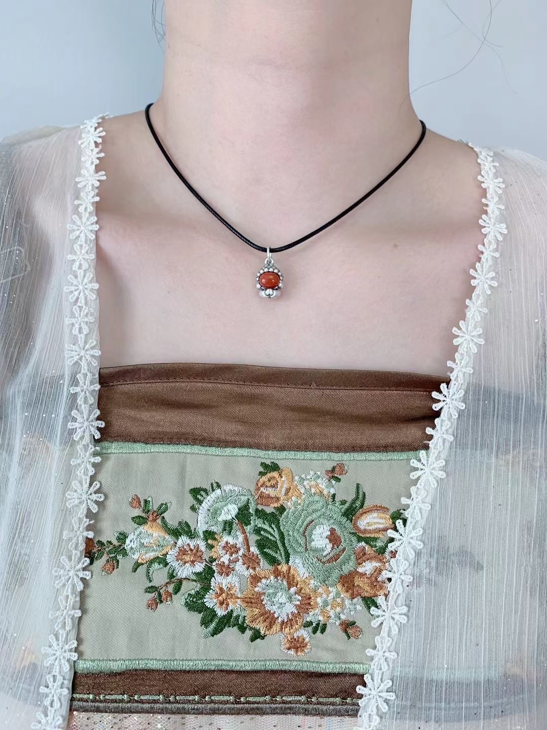 S99足银南红玛瑙小佛手工3D银配件diy手链项链穿手绳送黑皮绳详情13