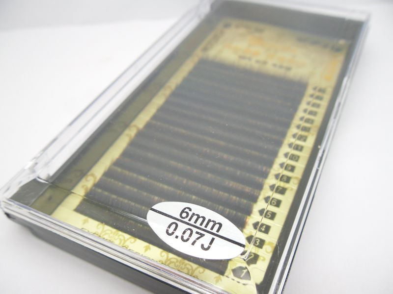 Custom-made B/C/D curly fine eyelash extensions from South Korea, available in lengths ranging from 9mm to 13mm pic 14