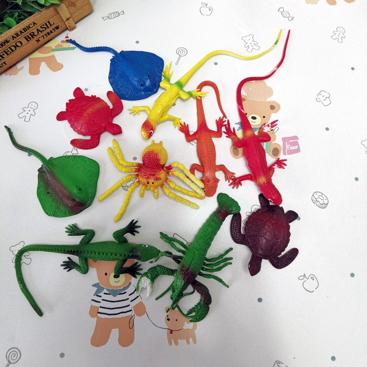 F1144 Crawling soft rubber animal mixed rubber fake snake pendant, street stall toy, scare toy, toy wholesale pic 6