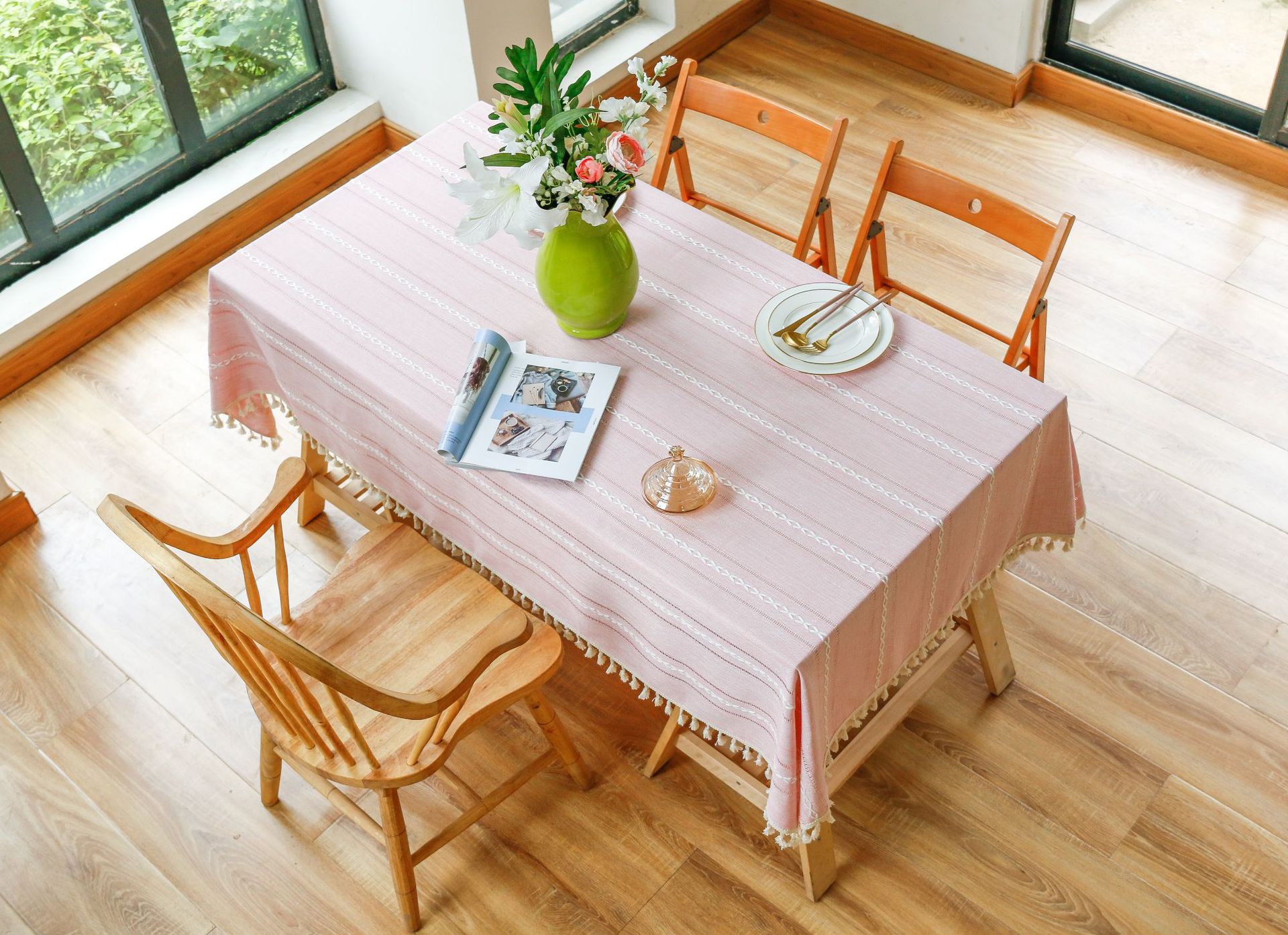 Cross-border retro country tablecloth, green hollowed-out decoration, cotton and linen tablecloth, embroidered decoration, party restaurant picnic mat pic 11