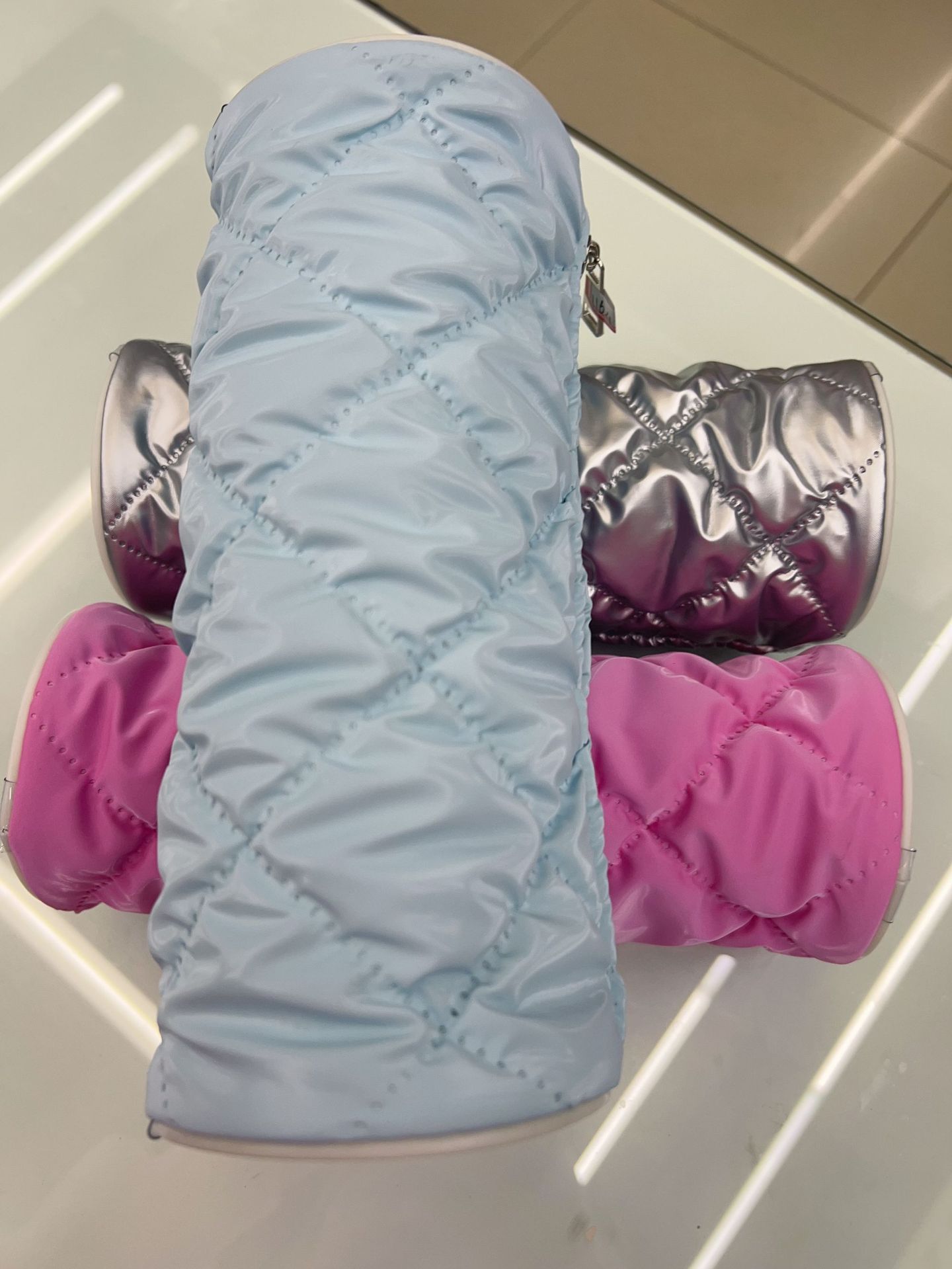 Factory direct sales of new large-capacity, simple candy-colored, puffy, self-created ins Japanese-style pen cases for primary and secondary school students pic 10