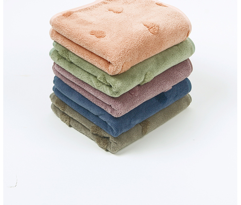 凌峰纺织2024新款毛巾提花浴巾爱心图案头发家居柔软时尚礼盒详情2