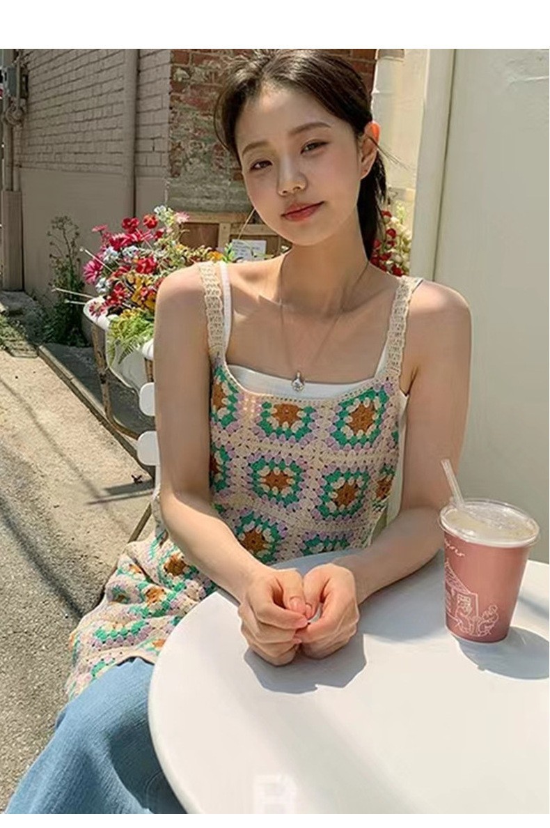 镂空勾花吊带连衣裙女夏复古宽松百搭田园渡假风质感外搭港式长裙详情5