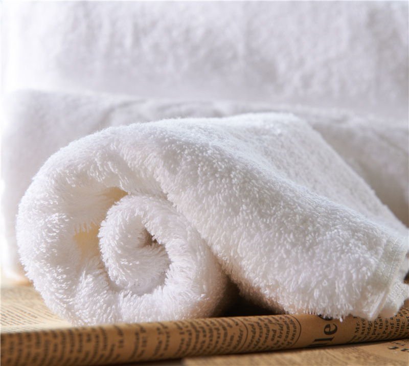 Factory supply of 16-count spiral plain woven pure cotton hotel towels, beauty salon bath towels, hotel and homestay wholesale square towels pic 3