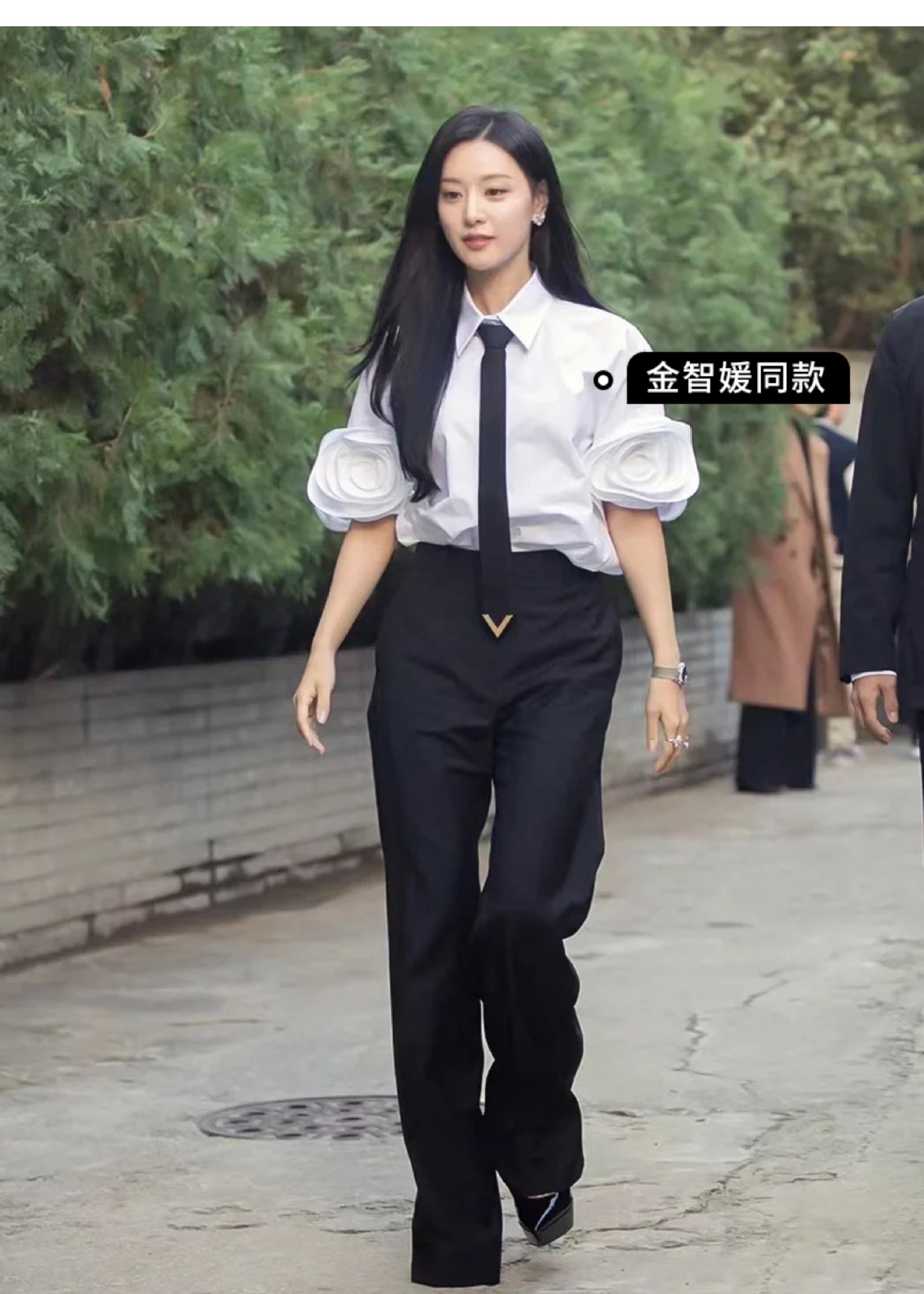 设计感花朵白色短袖衬衫女小众2024春夏新款气质百搭衬衣职场上衣详情21