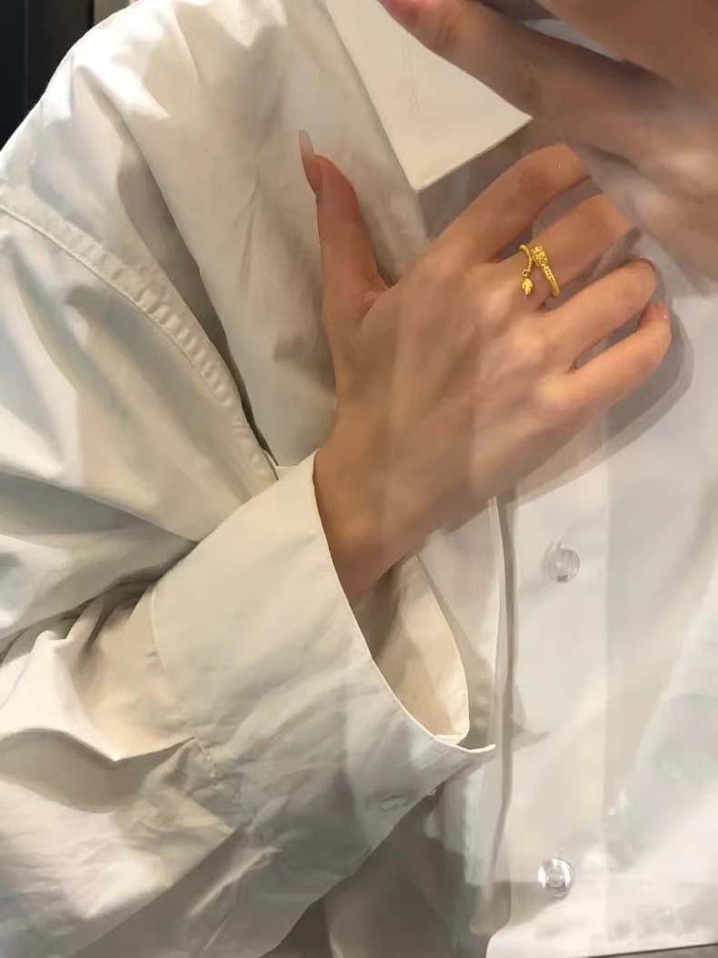 KIMOJ新款戒指2023新年款国潮风神龙摆尾戒指可调节镀真金扭转乾坤龙鳞盘龙指环详情8