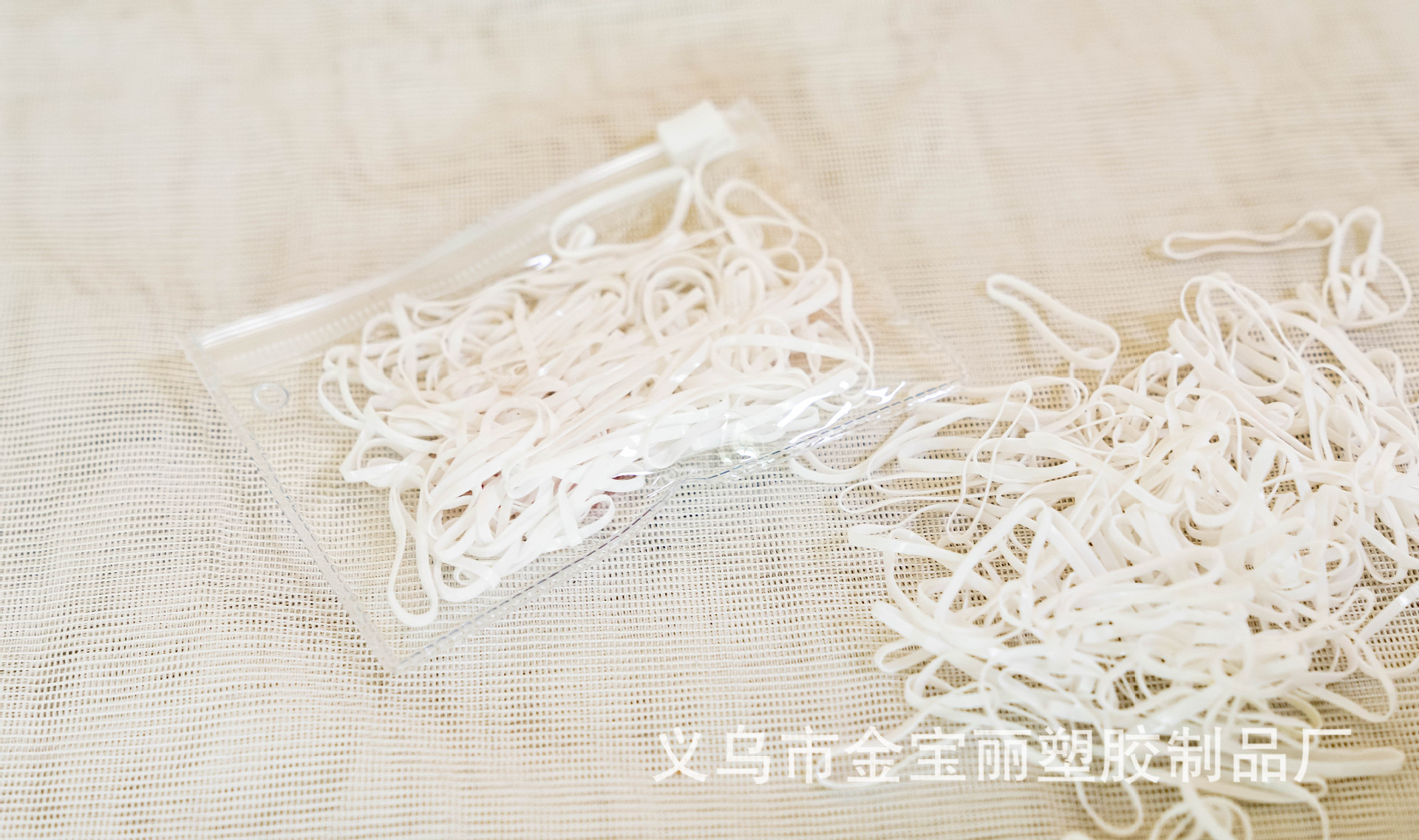 Jinbaoli factory direct sales transparent rubber band rubber band hair tie wide flat color disposable rubber band hair tie strong pull not to break black pic 5