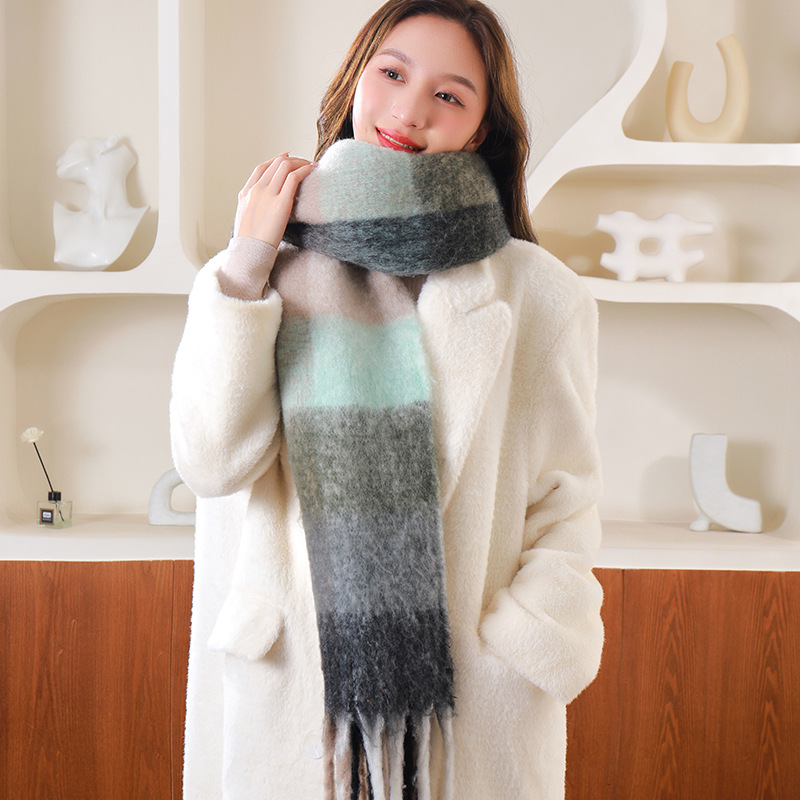 圈圈纱彩色AC格子围巾女冬季加厚保暖仿马海毛粗须仿羊绒披肩外贸详情27