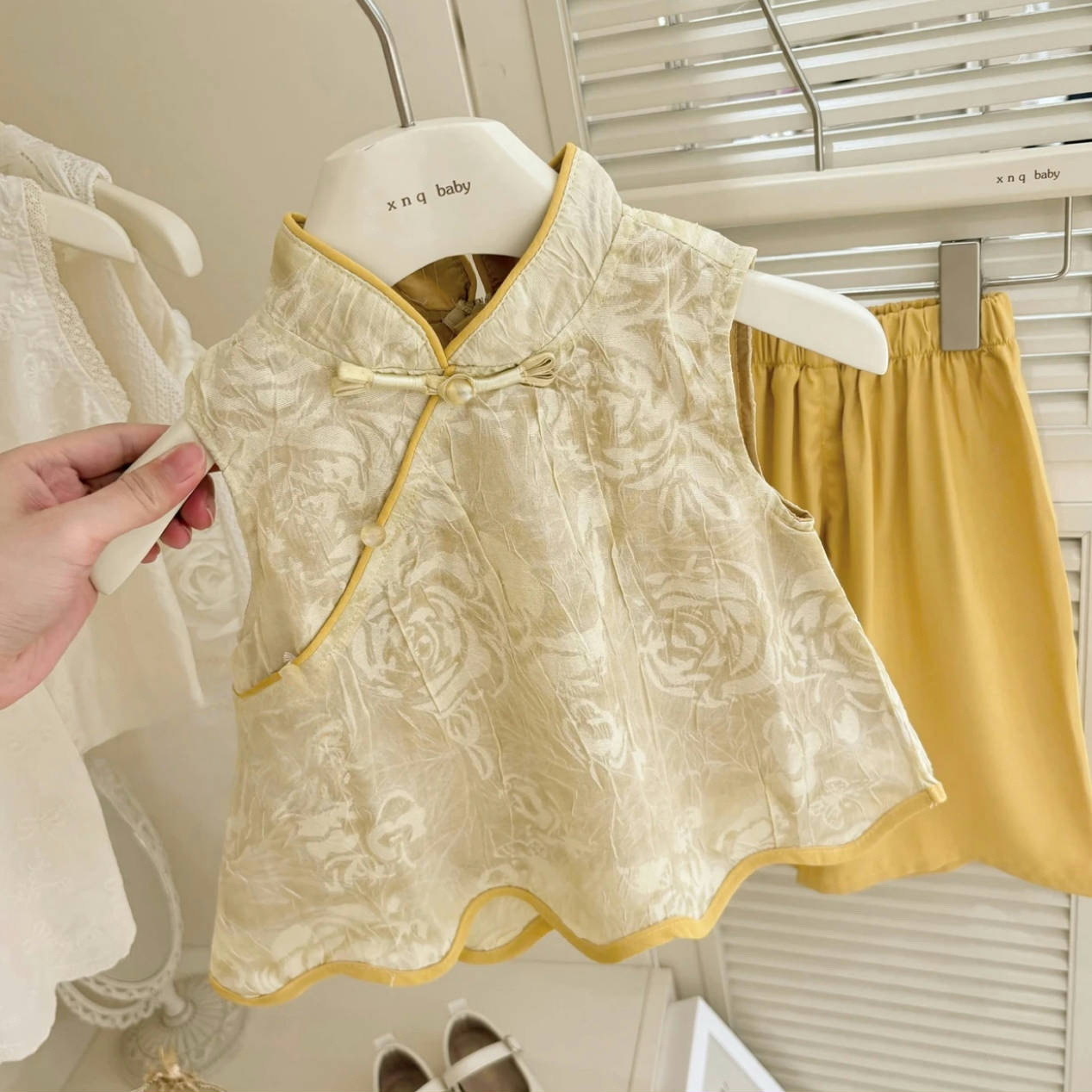 国潮女童夏季中国风套装25新款设计感提花汉服女宝新款国风盘扣两件套详情6