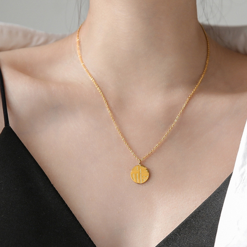 Titanio acero collar mujer inglés número mariposa pequeña cintura bruta clavícula gargantilla influencers en vivo el mismo estilo no se pierde color accesorios marea pic 27