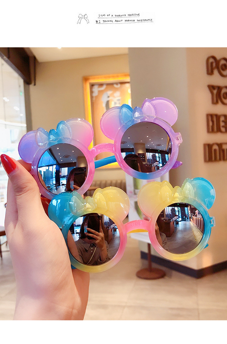 儿童太阳镜可爱公主时尚渐变卡通墨镜男女童炫彩防晒遮阳潮流眼镜详情4