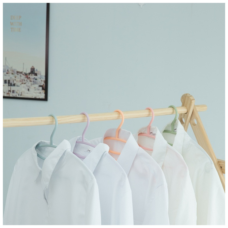 Rainbow-colored collar guard hanger, thickened plastic household hanger, clothes rack, clothes drying rack, clothes rack, clothes drying rack pic 65