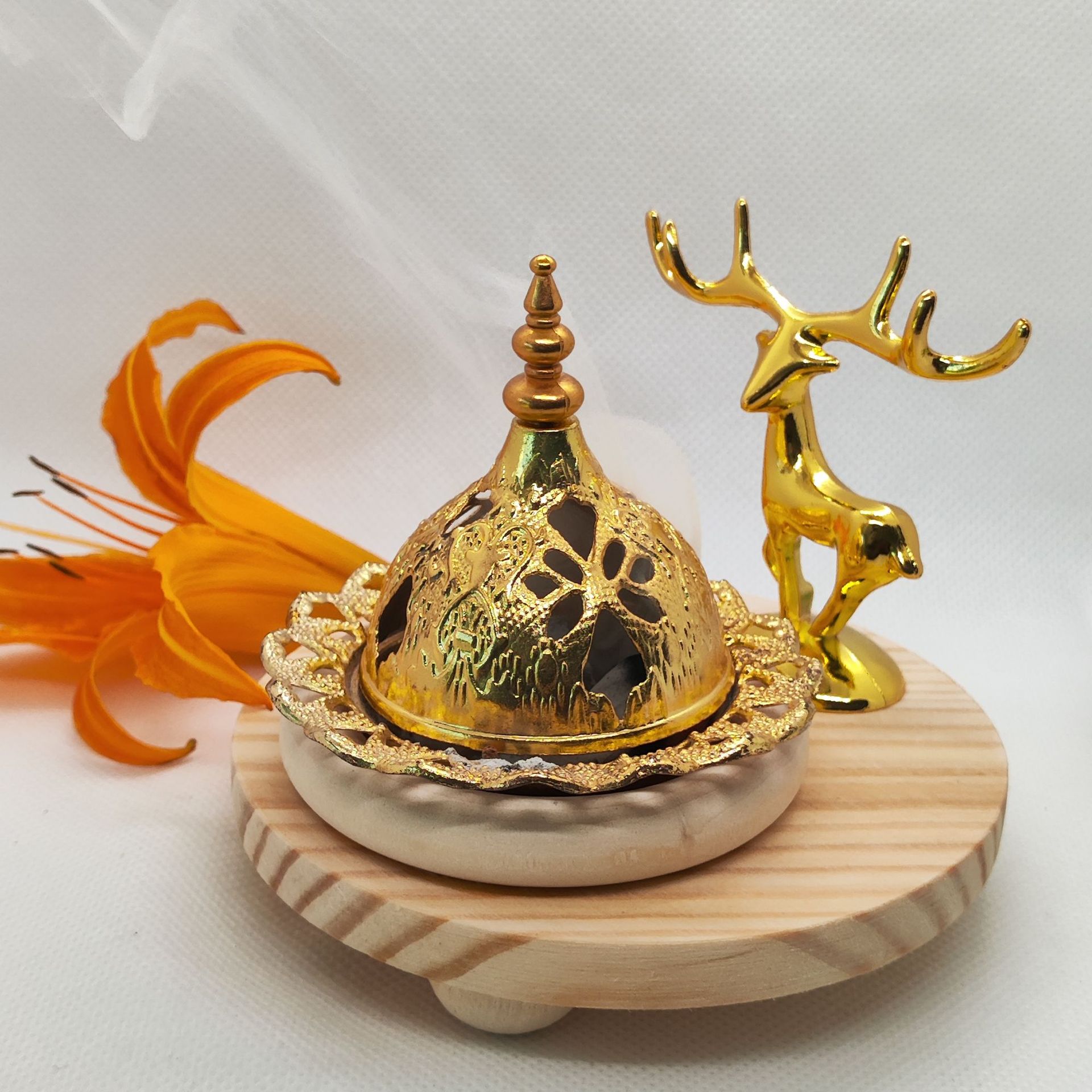 跨境创意中东阿拉伯木座金属站鹿金塔香炉厂家原创详情6