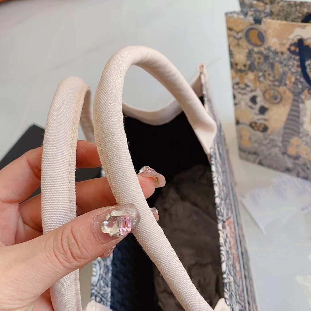 2023新款托特包大容量手提帆布包刺绣通勤大包包小众质感购物袋潮详情6