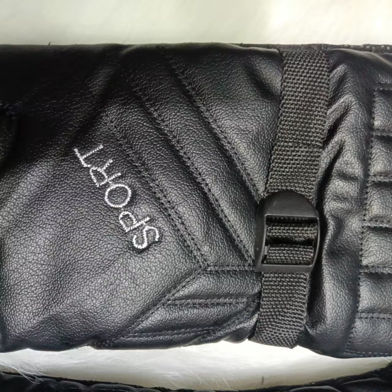 跨境加长摩托车保暖皮手套男士加厚加绒骑行防滑手套详情18