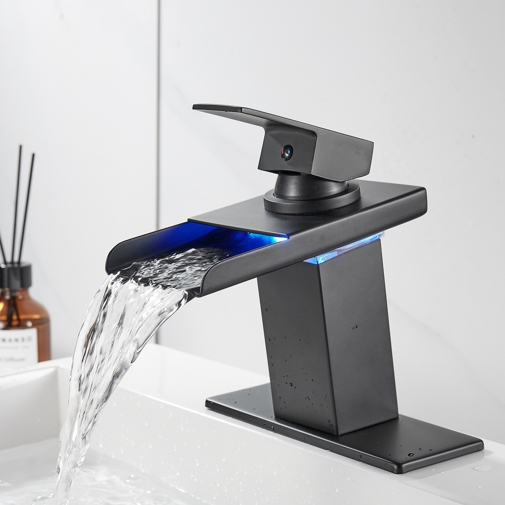 Скоростная продажа через границу северной америки на независимой станции wishbay LAZADA LED светящиеся раковины pic 4