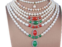 新疆天山翠圆珠手链男女款冰种飘花玉石手链天山翠玉手串直播货源详情5