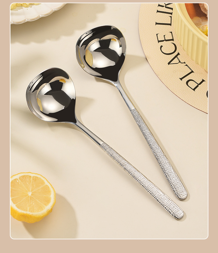 304不锈钢锤纹圆勺分菜分餐勺大口喝汤勺轻奢家用酒店餐厅调羹勺详情18
