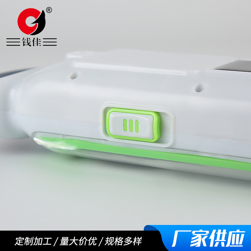 厂家供应户外徒步三头灯 便捷式手提太阳能塑料手电筒详情6