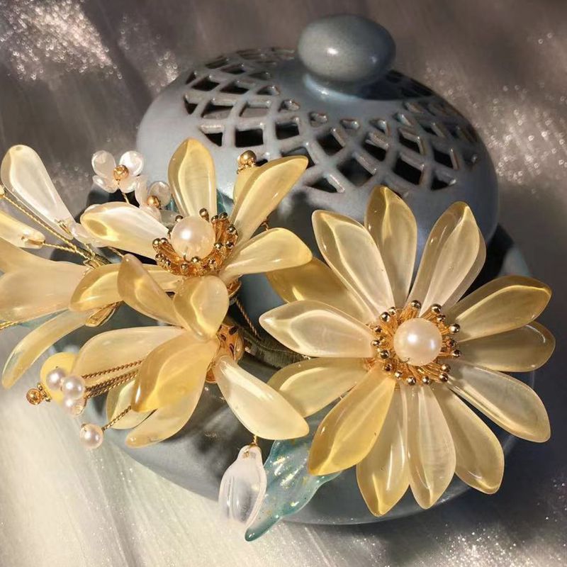 捷克琉璃兰花花瓣9*25mm珠子 DIY手工饰品古风发簪缠花配件材料 瓜子形状精致光泽手工珠子详情1